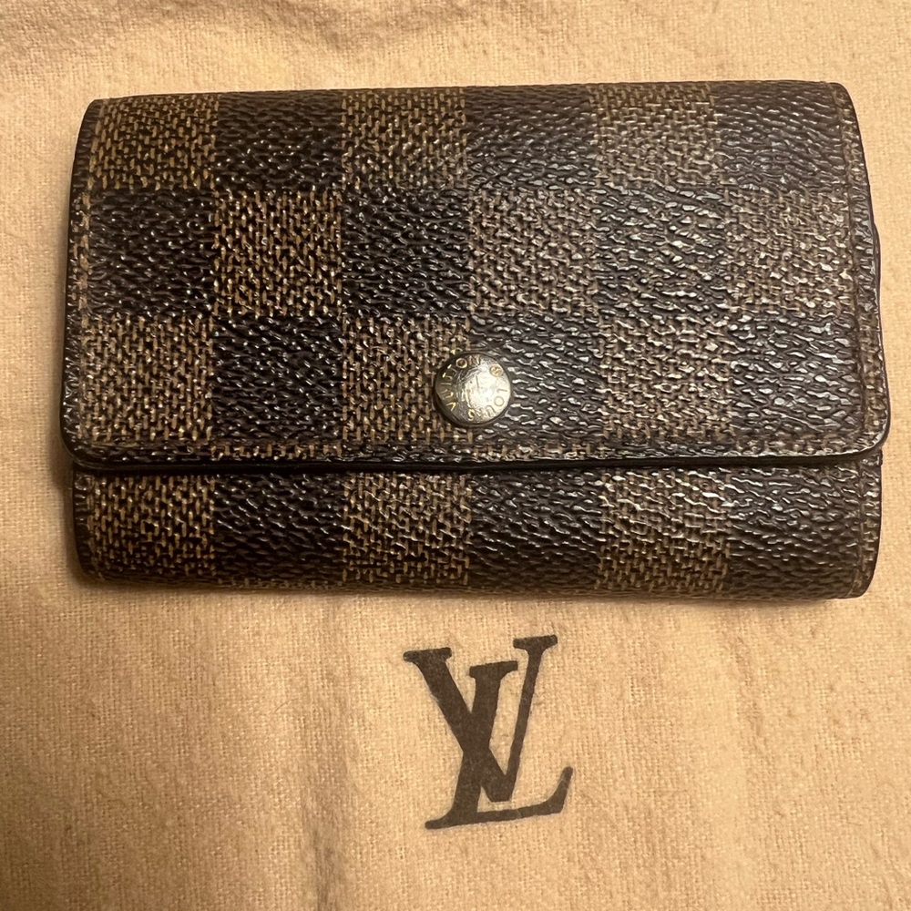 Louis Vuitton DE 6 Key Holder